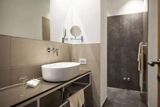 Superior Tek Büyük Yataklı Oda