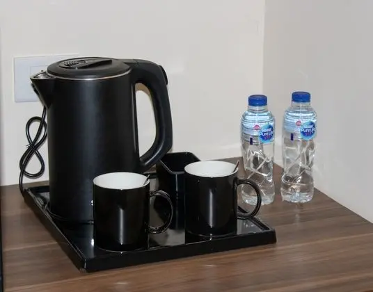 One Bedroom Apartment