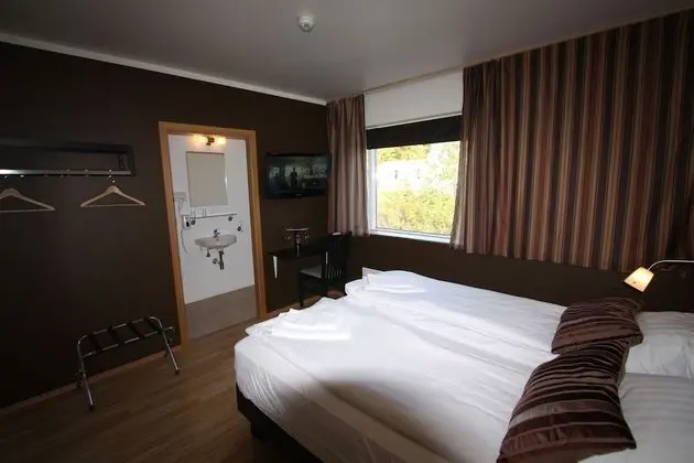 İki Ayrı Yataklı Oda, Özel Banyo