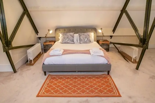 Premium Çatı Katı Süiti (Penthouse)