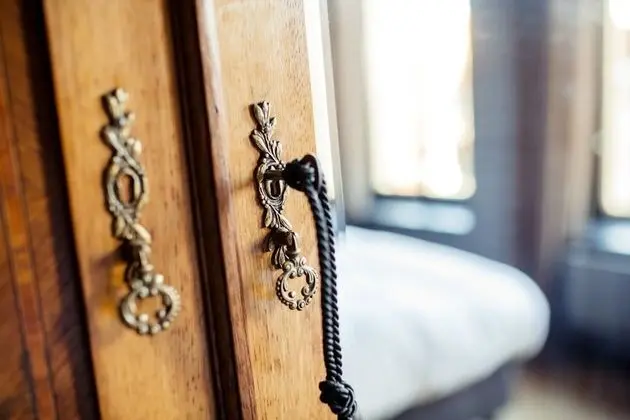 Comfort Tek Büyük Yataklı Oda