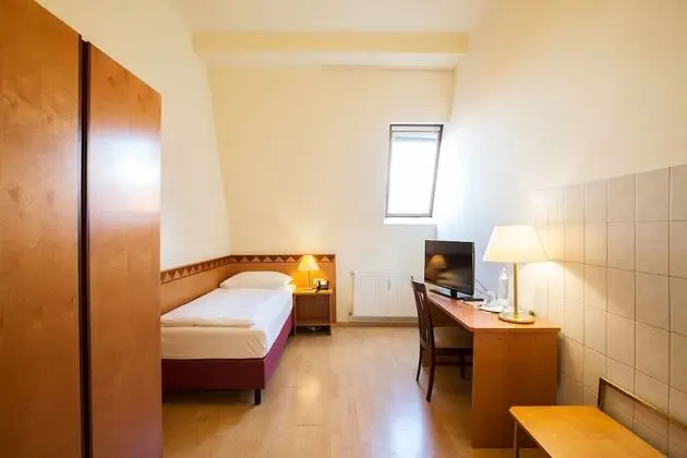 Economy Tek Kişilik Oda, Ortak Banyo