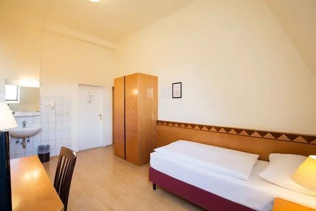 Economy Tek Kişilik Oda, Ortak Banyo