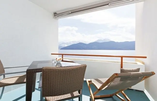 Comfort İki Ayrı Yataklı Oda, 2 Tek Kişilik Yatak, Göl Manzaralı