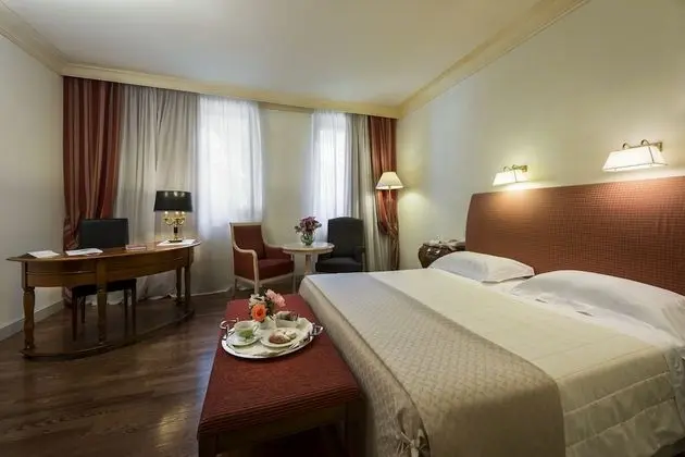 Executive Tek Büyük Yataklı Oda