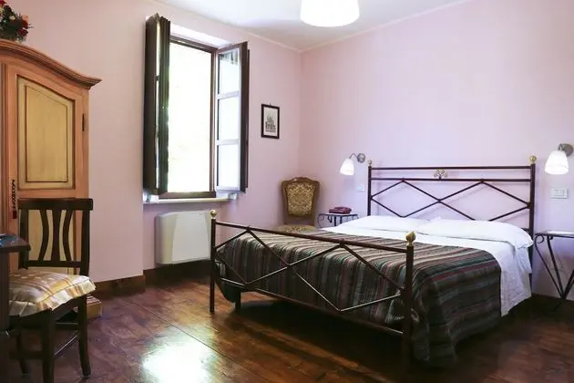 Standard Tek Büyük veya İki Ayrı Yataklı Oda