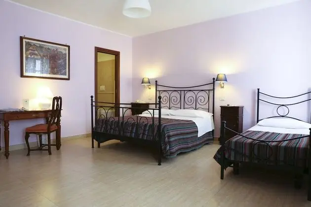 Standard Üç Kişilik Oda