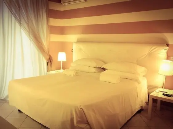 Superior Tek Büyük veya İki Ayrı Yataklı Oda