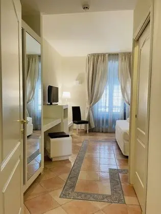 Superior Tek Büyük veya İki Ayrı Yataklı Oda