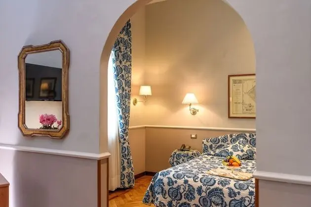 Junior Süit, Şehir Manzaralı