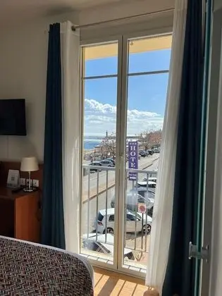 Comfort Tek Büyük Yataklı Oda, Deniz Manzaralı