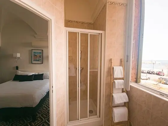 Comfort Tek Büyük Yataklı Oda, Deniz Manzaralı