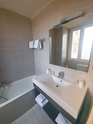 Comfort Üç Kişilik Oda, Deniz Manzaralı