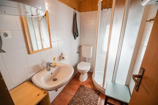 Kır Evi (Postaja Mir)