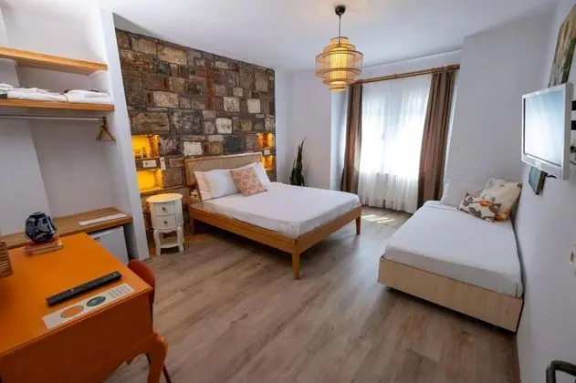 Aile Odası, Bahçe veya Sokak Manzaralı, Üst Kat