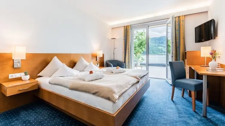 Superior Tek Büyük Yataklı Oda, 1 Yatak Odası, Balkon, Göl Kenarı
