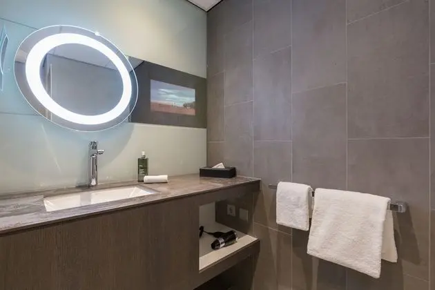 Superior Tek Büyük Yataklı Oda, Şehir Manzaralı