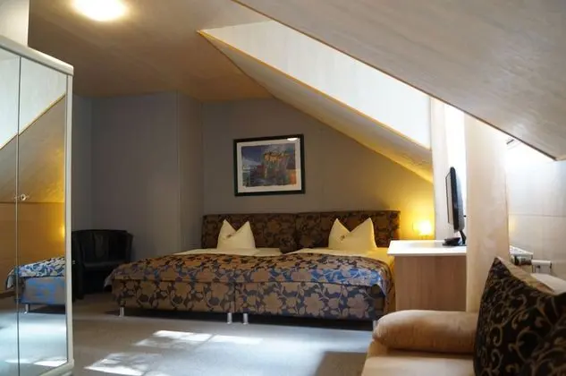 Tek Büyük Yataklı Oda