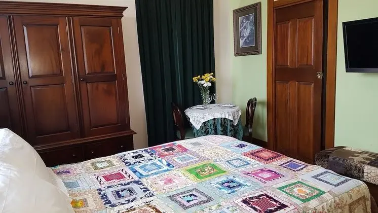 Standard Suite (Room 2)
