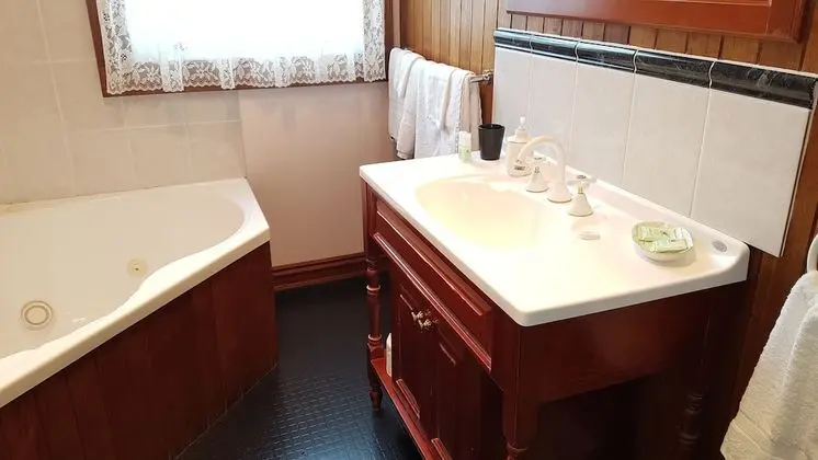 Superior Suite, Jetted Tub (Room 1)