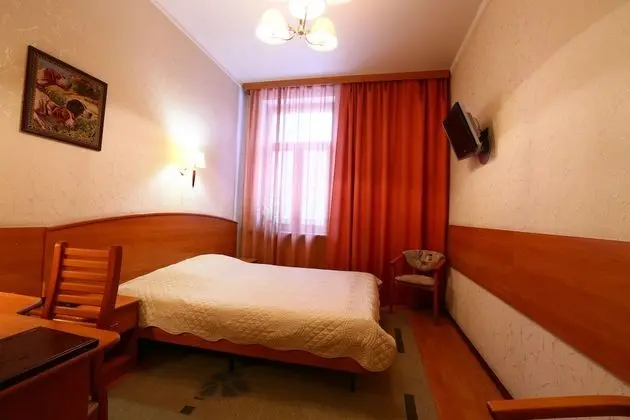 Comfort Tek Büyük Yataklı Oda