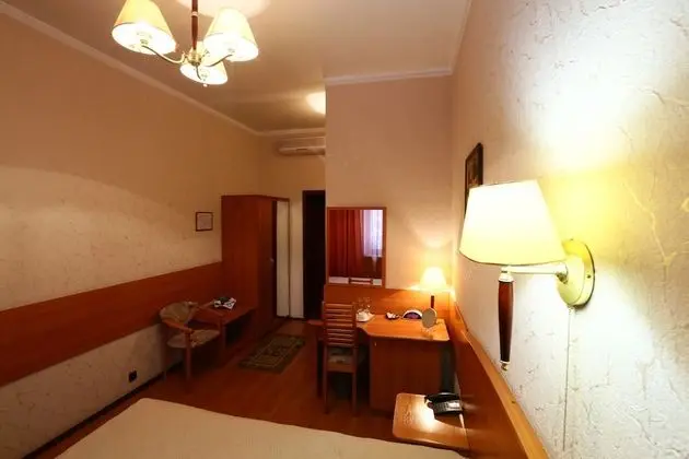 Comfort Tek Büyük Yataklı Oda