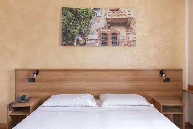 Comfort Tek Büyük Yataklı Oda, Avlu