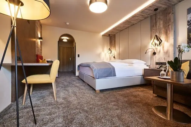 Tek Büyük Yataklı Oda (Sunnseit)