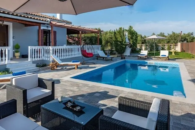 Villa, 2 Yatak Odası, Kişiye Özel Havuzlu