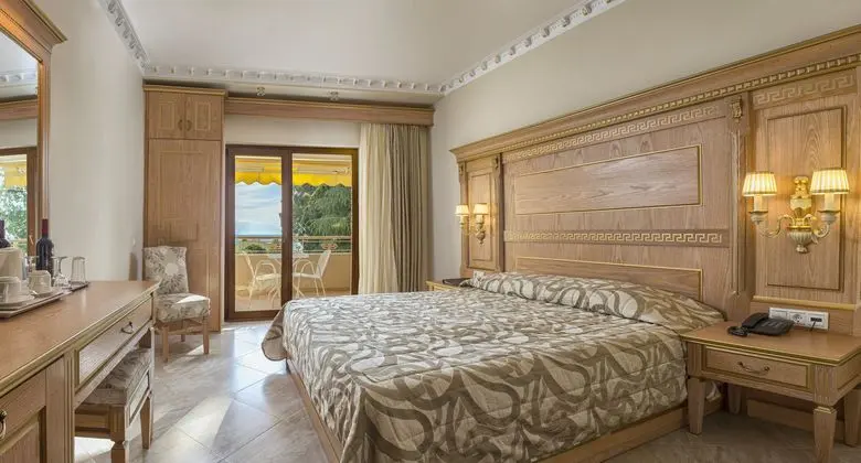 1 Çift Kişilik Veya 2 Tek Kişilik Yatak Deluxe