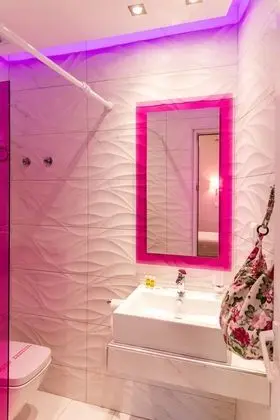 Standard Tek Büyük Yataklı Oda (Double Room with Extra bed)