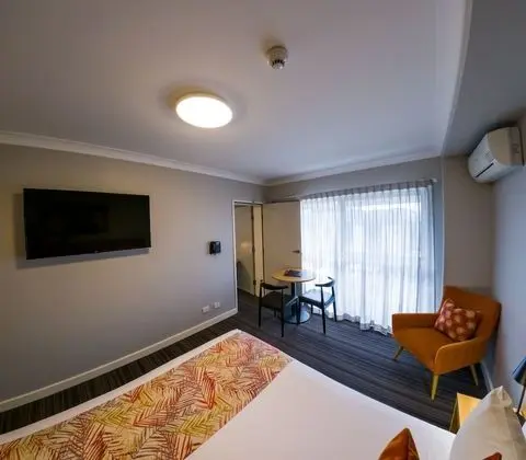 Stüdyo, Bağlantılı Odalar