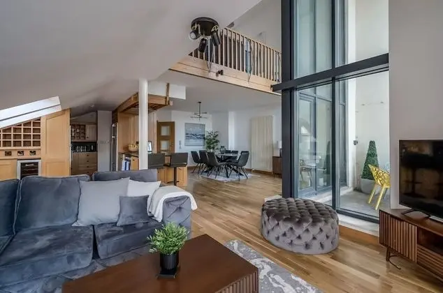 Panoramic Apart Daire, Banyolu/Duşlu, Nehir Manzaralı (Samson 5-Bed)