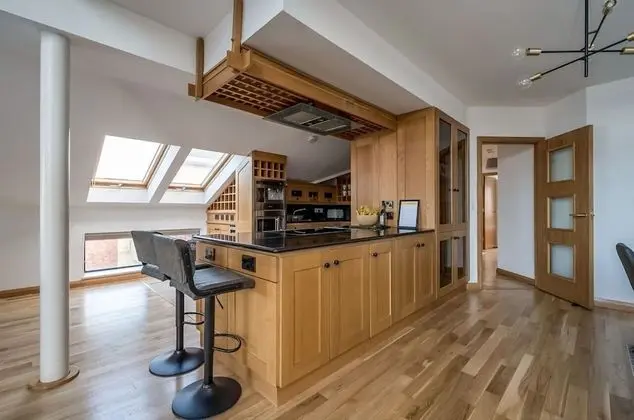Panoramic Apart Daire, Banyolu/Duşlu, Nehir Manzaralı (Samson 5-Bed)