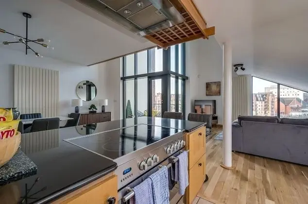 Panoramic Apart Daire, Banyolu/Duşlu, Nehir Manzaralı (Samson 5-Bed)