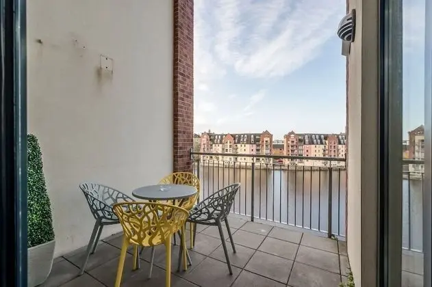 Panoramic Apart Daire, Banyolu/Duşlu, Nehir Manzaralı (Samson 5-Bed)