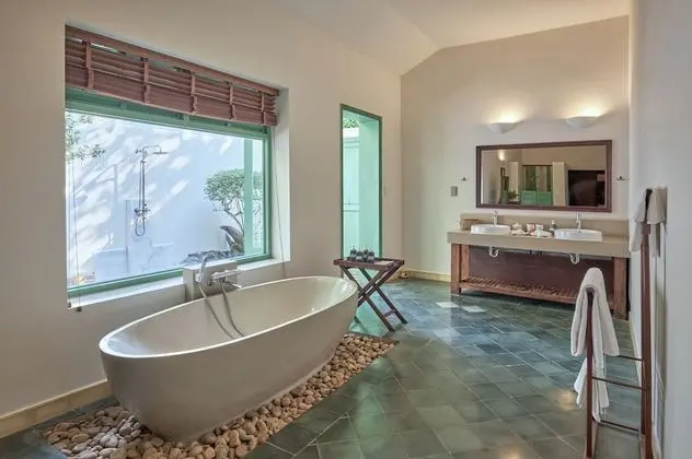 Villa (Indochina Pool)
