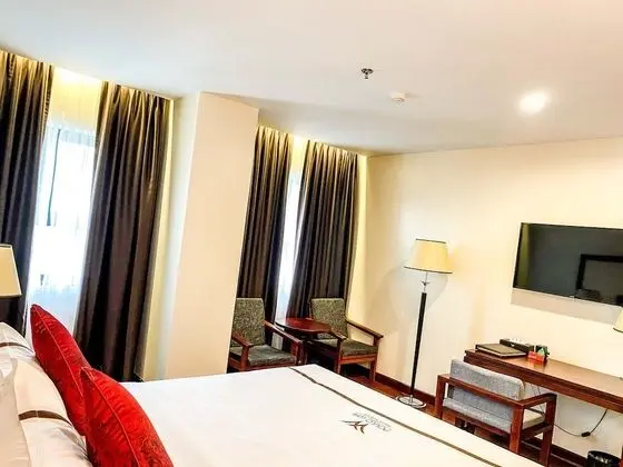 Landmark King Bed