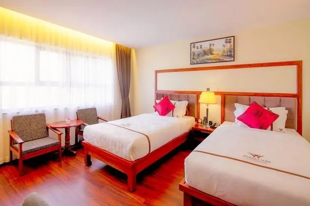 Landmark Twin Bed