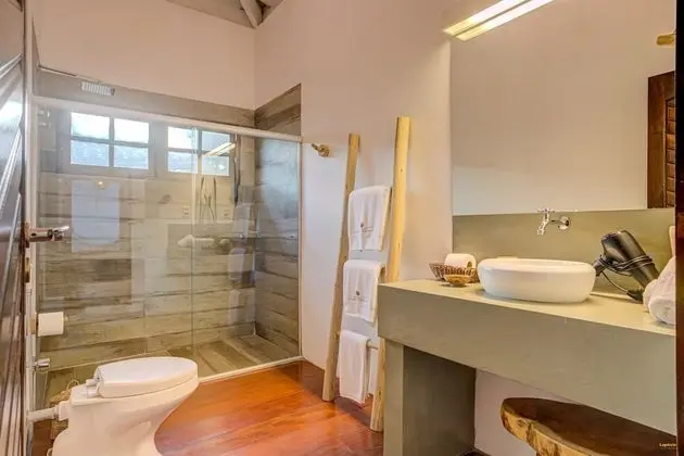 Deluxe Süit, Havuz Manzaralı