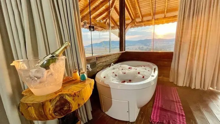 Deluxe Süit, Dağ Manzaralı