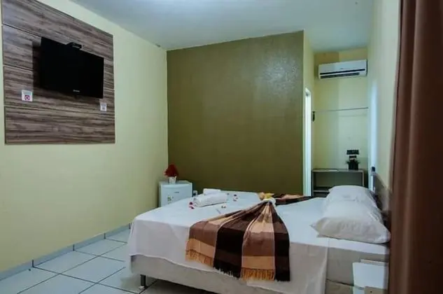 Tek Büyük veya İki Ayrı Yataklı Oda, 1 Çift Kişilik Yatak