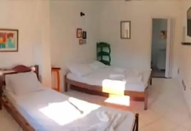 Üç Kişilik Oda, Birden Çok Yatak