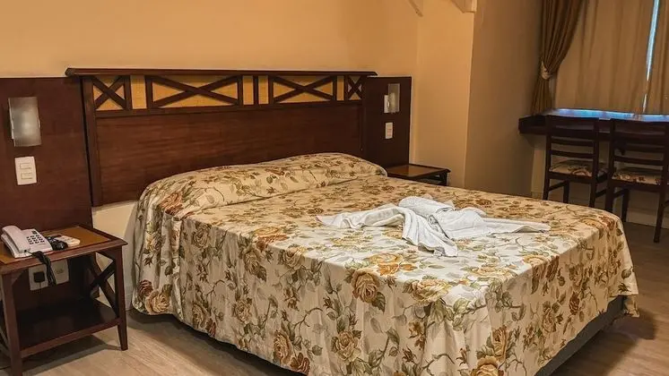 Deluxe Tek Büyük veya İki Ayrı Yataklı Oda