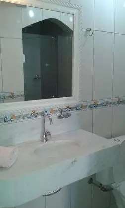 Üç Kişilik Oda
