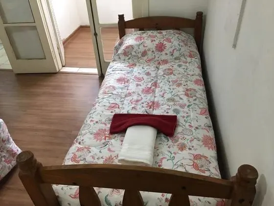 Basic Üç Kişilik Oda, Birden Çok Yatak, Sigara İçilmez, Şehir Manzaralı