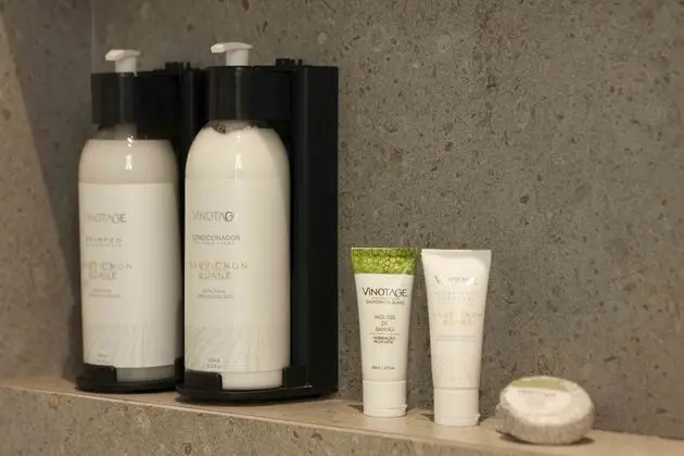 Quarto Luxo com Banheira de Hidromassagem