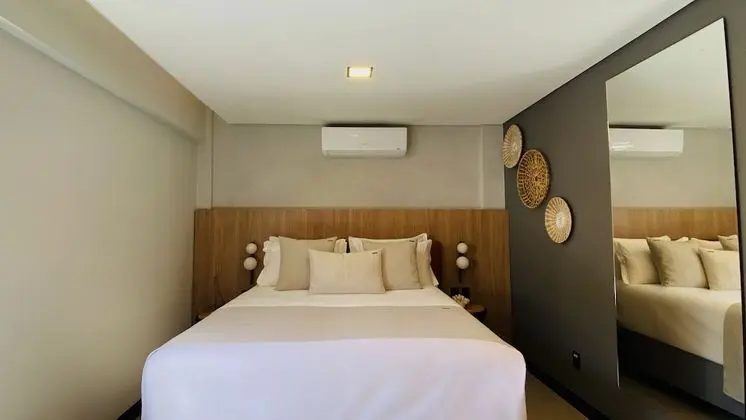 Quarto Luxo com Banheira de Hidromassagem