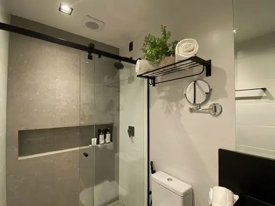 Quarto Luxo com Banheira de Hidromassagem