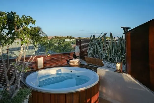 Superior Tek Büyük Yataklı Oda, Jakuzi, Okyanus Manzaralı